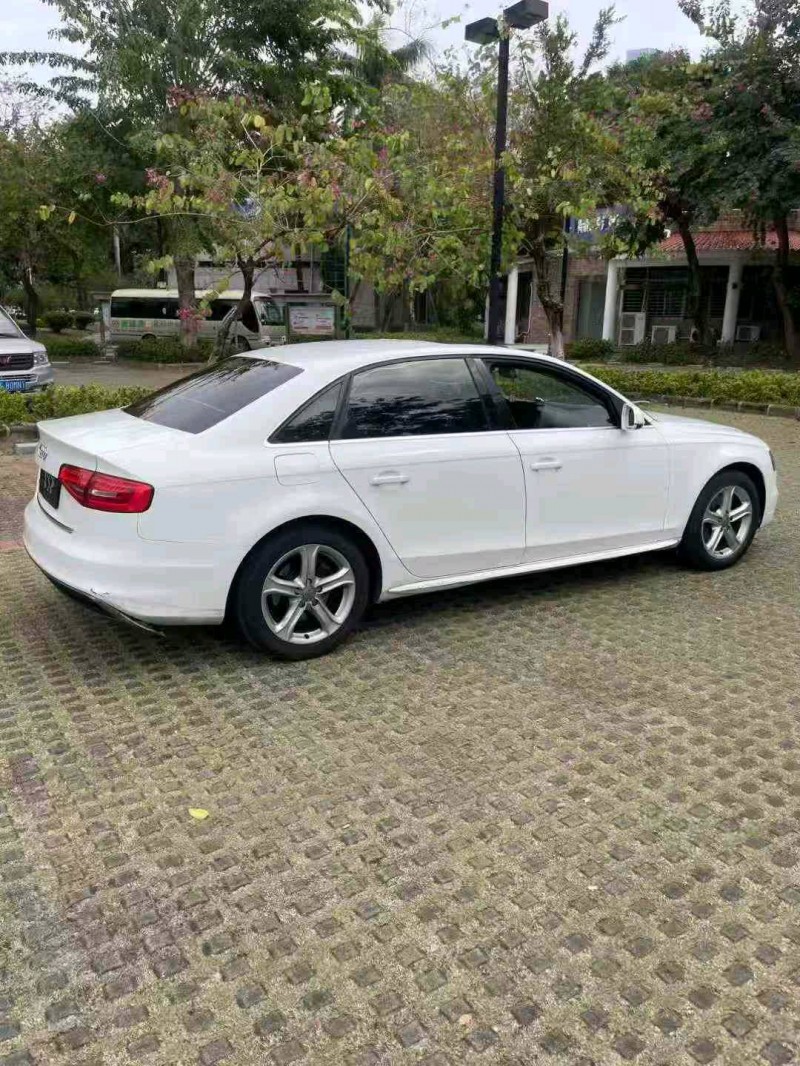 东莞15年奥迪A4L9