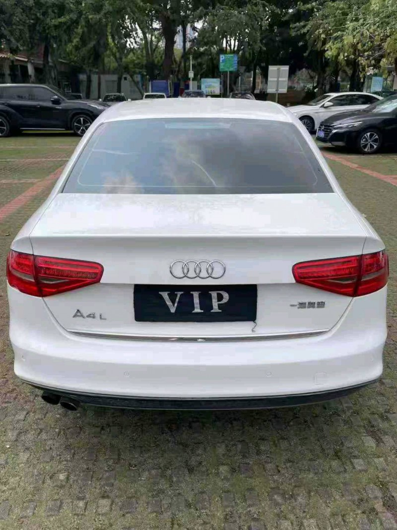 东莞16年奥迪A4L7