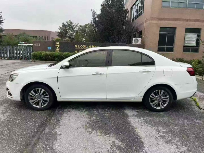 襄阳19年吉利帝豪4