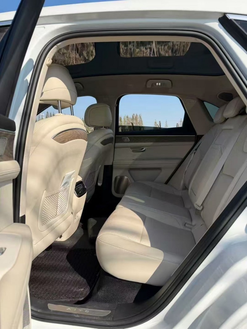 嘉兴22年华为智选问界4