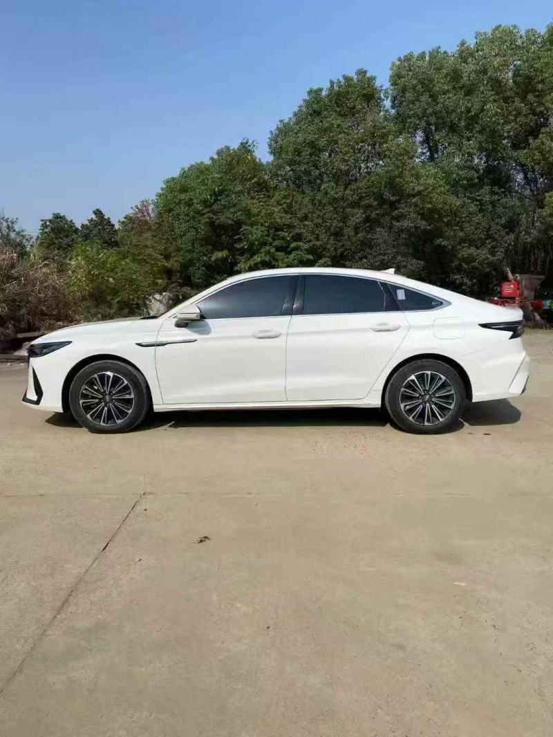 襄阳24年奇瑞风云4