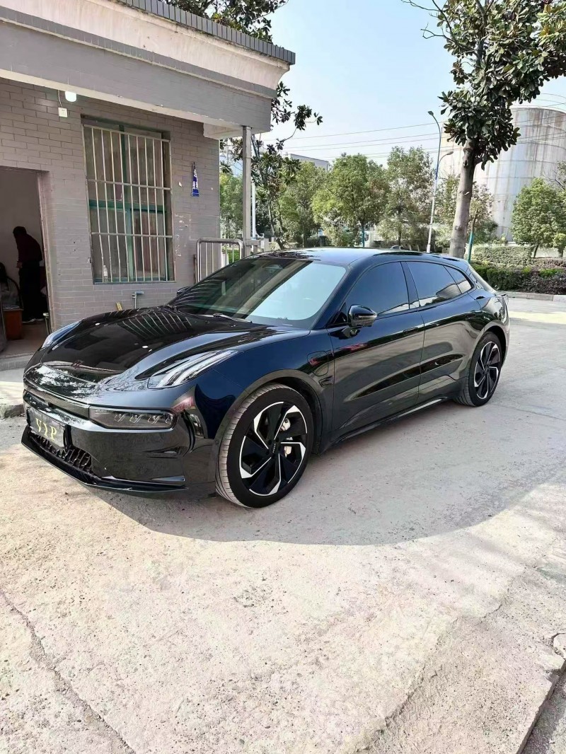 襄阳23年极氪汽车0013