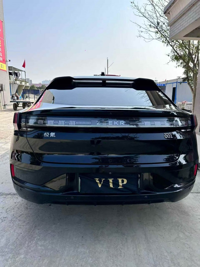 襄阳23年极氪汽车0017