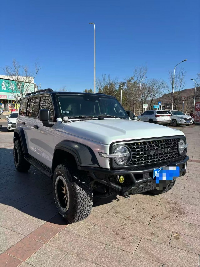 承德22年长城汽车坦克2