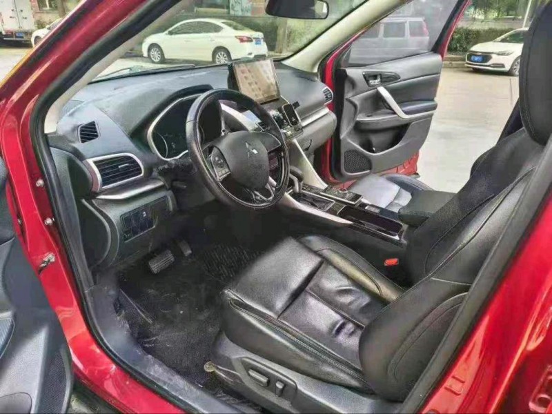 襄阳20年三菱奕歌6