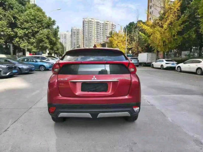 襄阳20年三菱奕歌7