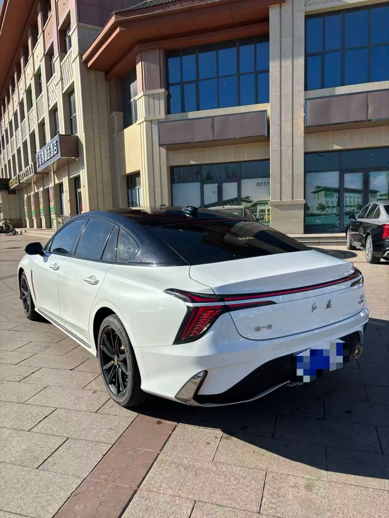 承德24年红旗H68