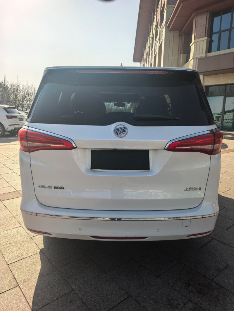 承德17年别克GL89