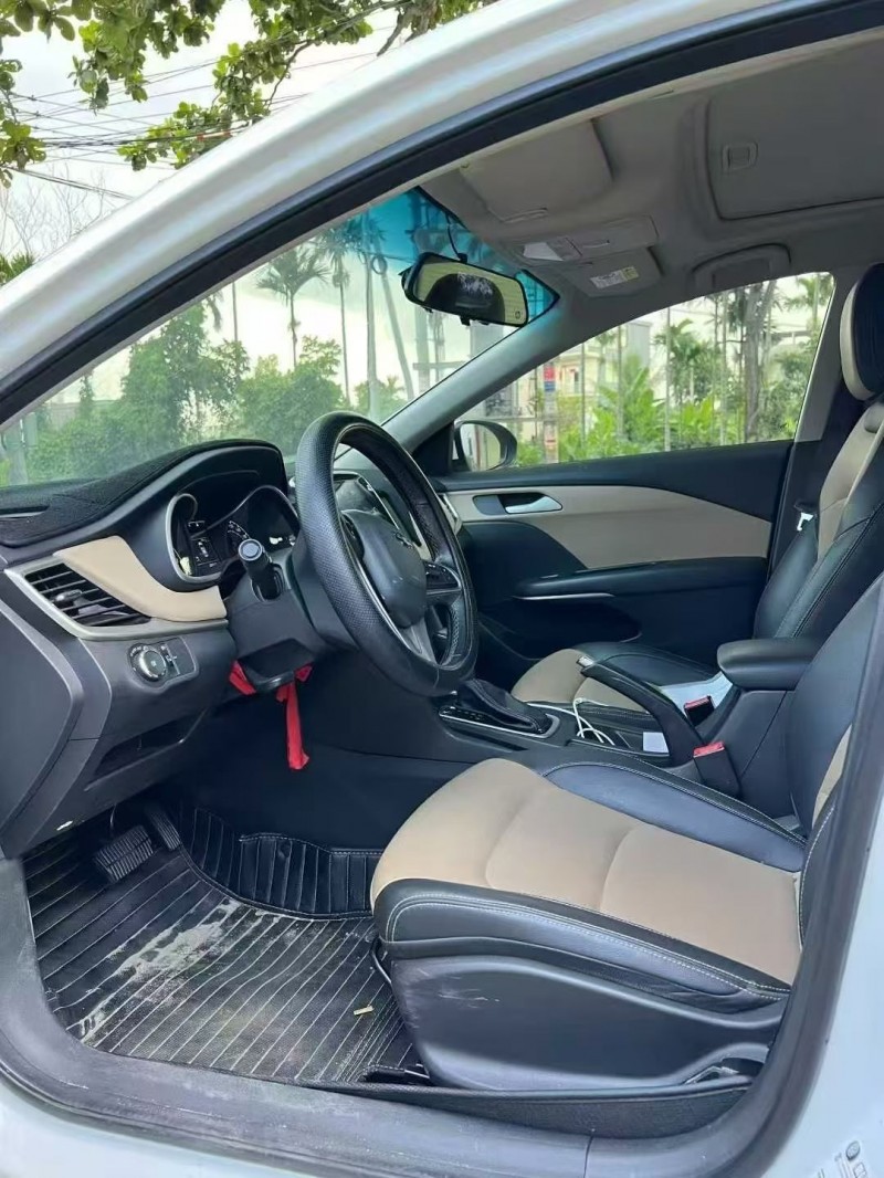 深圳22年雪佛兰科鲁泽4