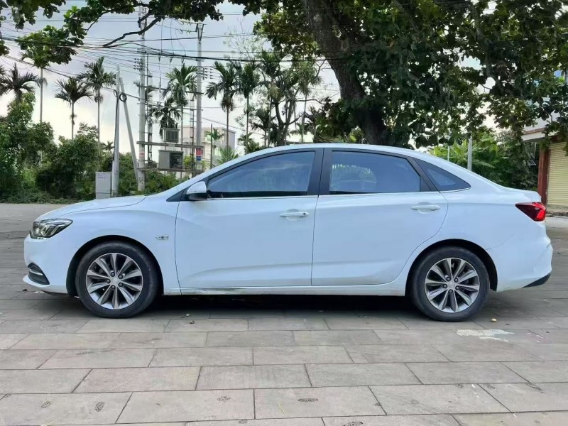 深圳22年雪佛兰科鲁泽8