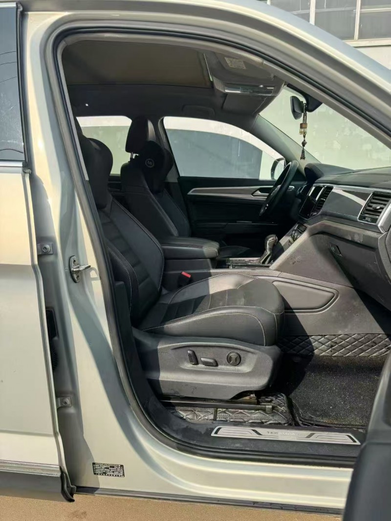 济南20年大众途昂8