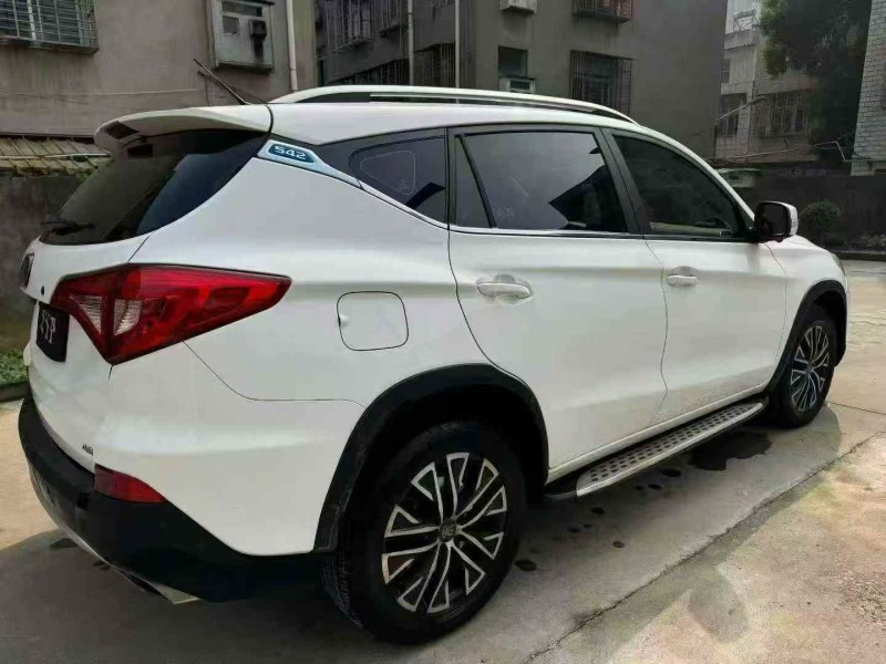 襄阳18年比亚迪宋8