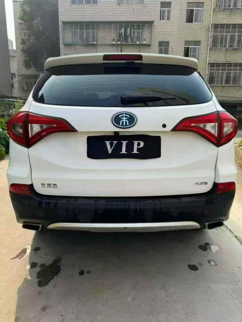 襄阳18年比亚迪宋9