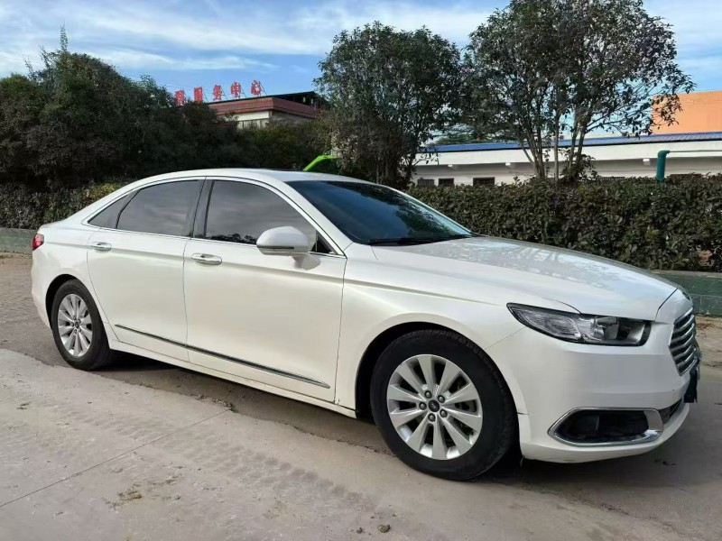 洛阳17年福特金牛座3