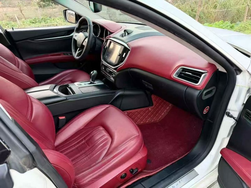 嘉兴16年玛莎拉蒂Ghibli5