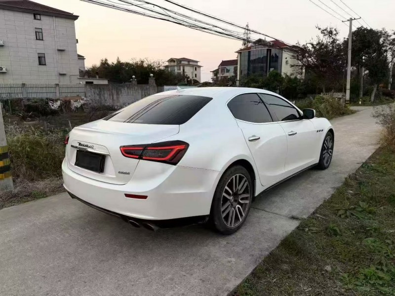 嘉兴16年玛莎拉蒂Ghibli8