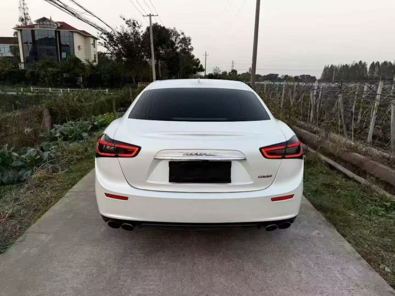 嘉兴16年玛莎拉蒂Ghibli9