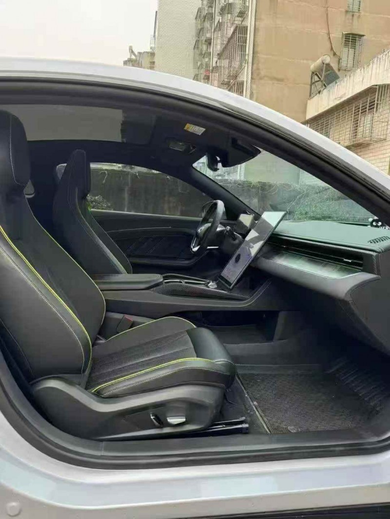 襄阳24年哪吒GT4