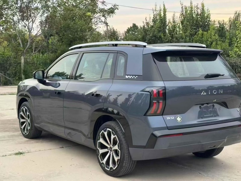 淄博25年传祺埃安V7