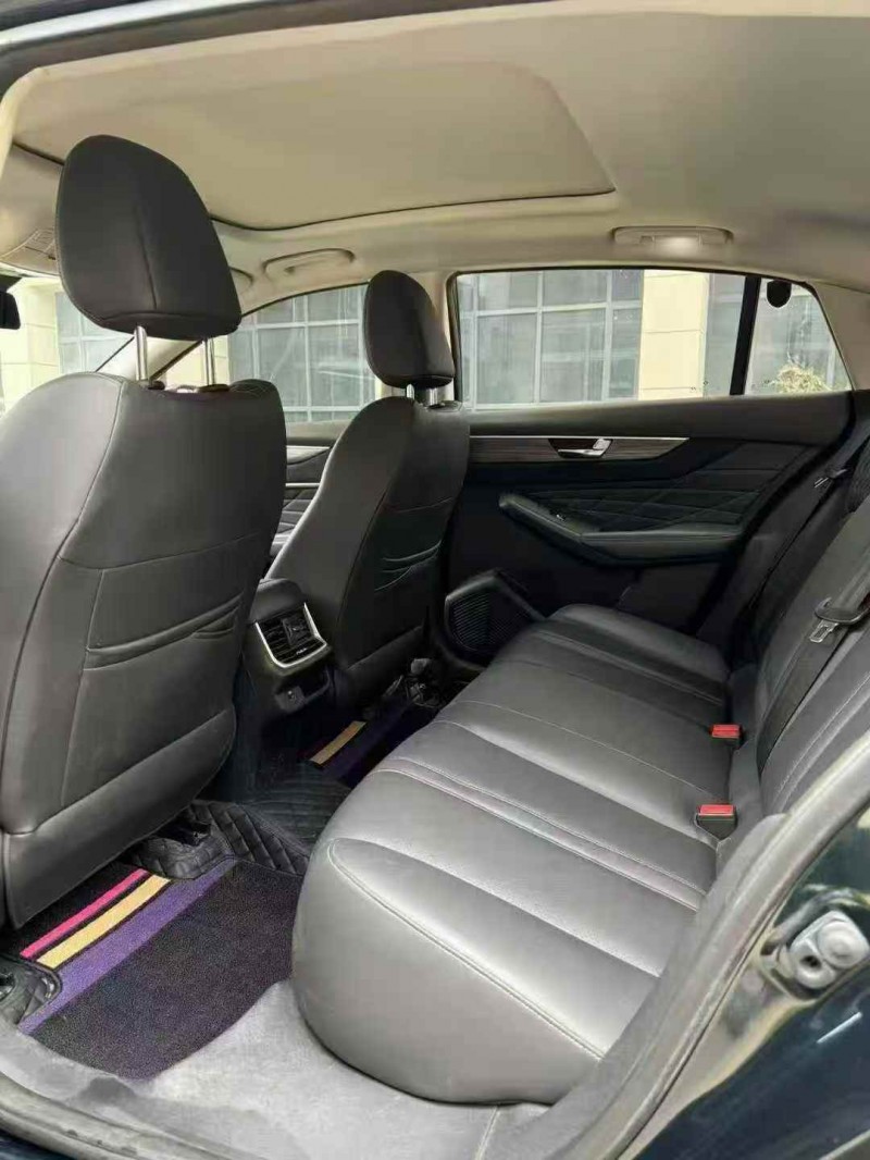 襄阳21年东风奕炫5