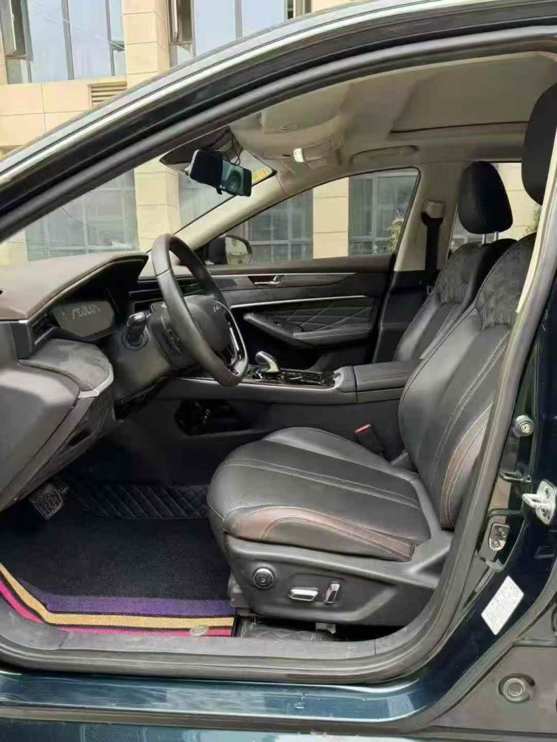 襄阳21年东风奕炫6