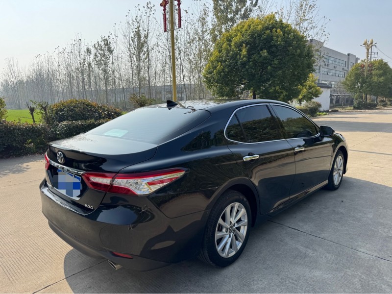 盐城22年丰田凯美瑞4