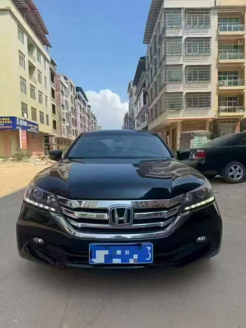 梧州15年本田雅阁1