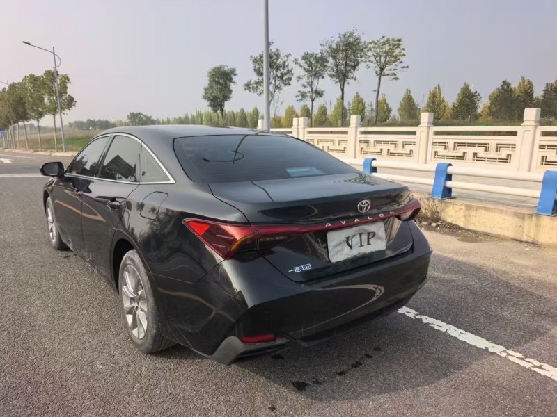 郑州25年丰田亚洲龙7