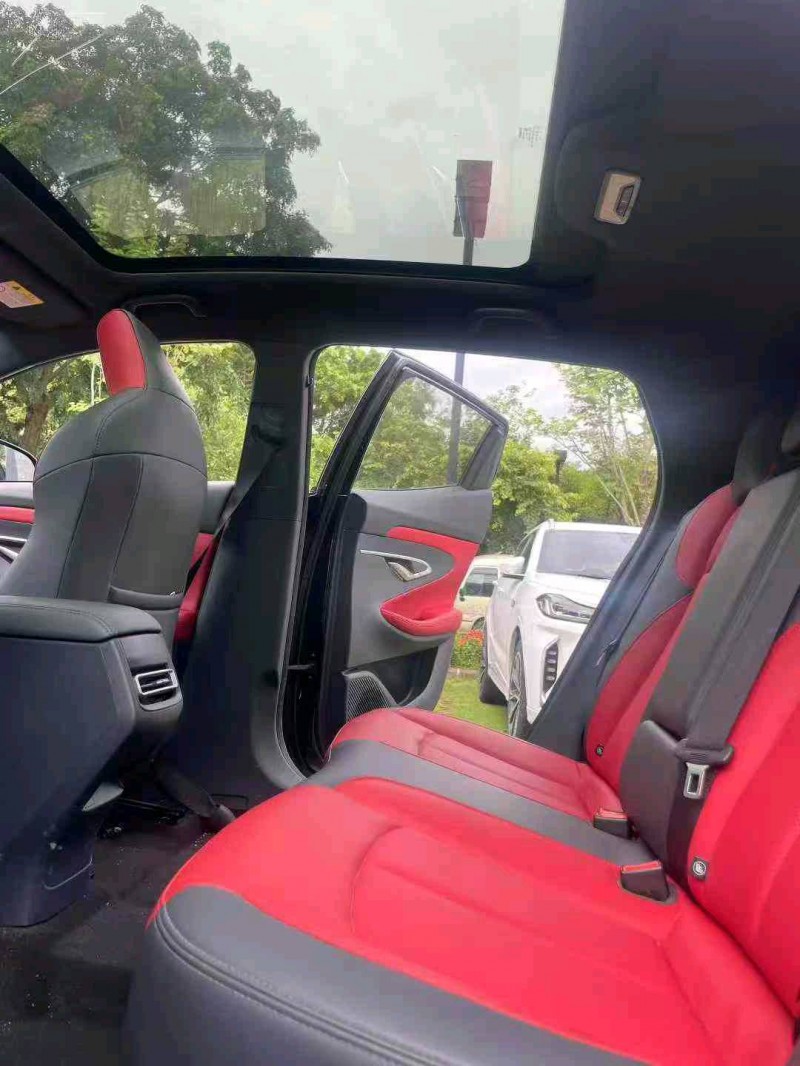 东莞21年长安汽车UNI5