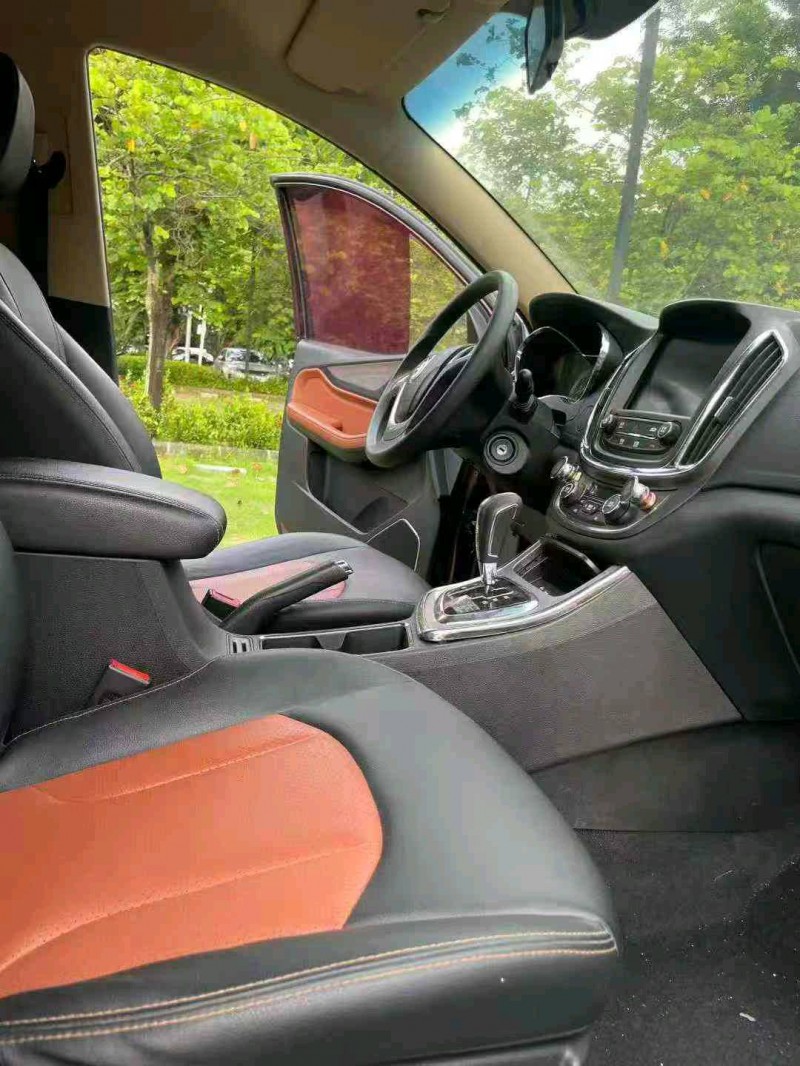 东莞18年宝骏5604