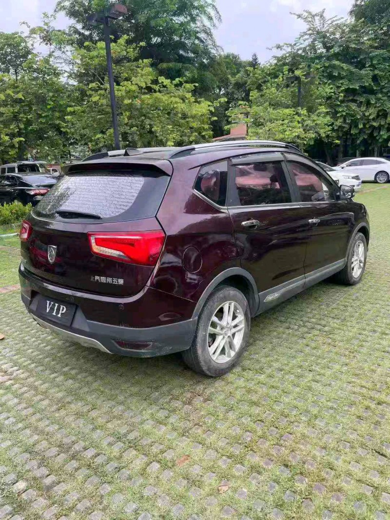 东莞18年宝骏5608