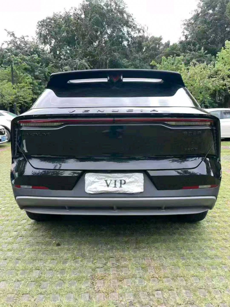 东莞22年启辰大V7