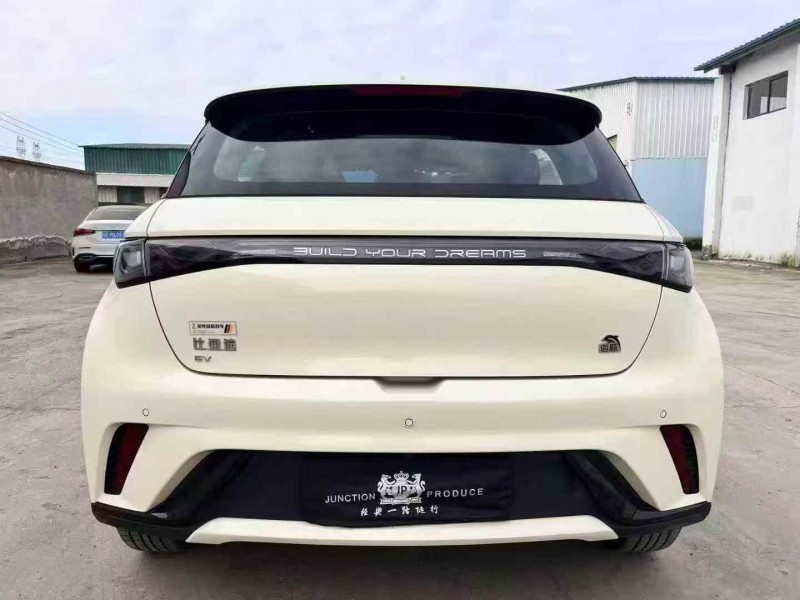 襄阳23年比亚迪海豚4