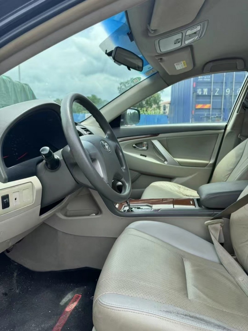 云浮16年丰田凯美瑞7