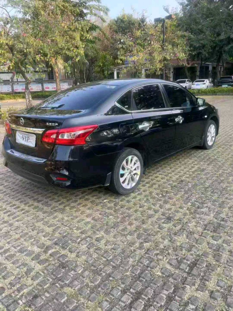 东莞20年日产轩逸8