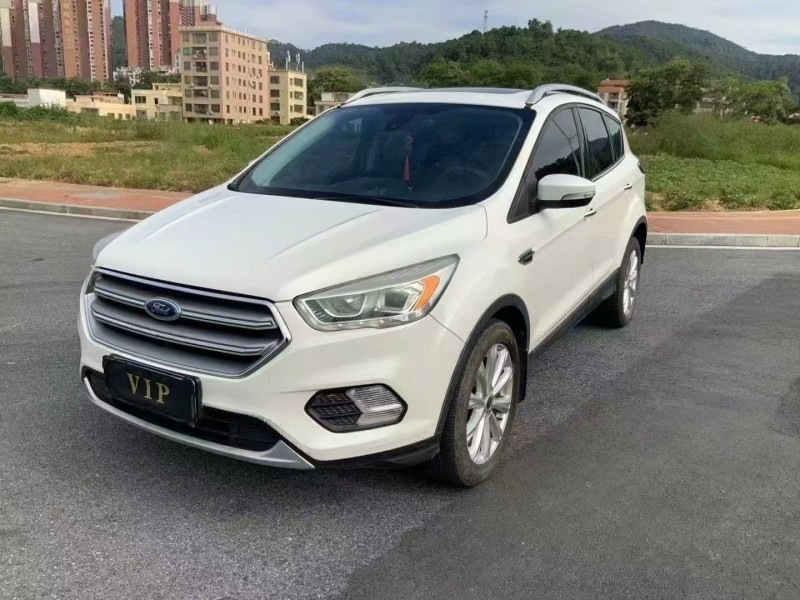 云浮17年福特翼虎5