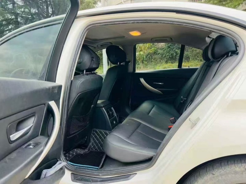 青岛16年宝马3系3