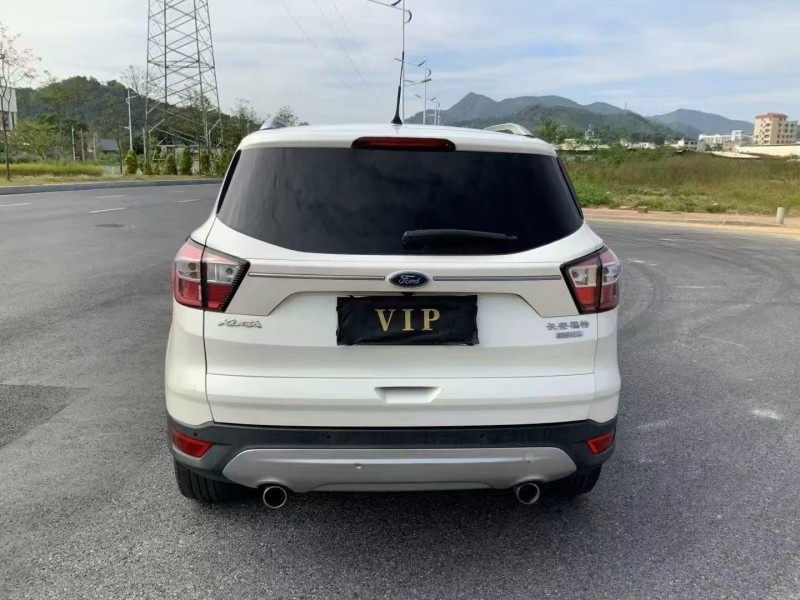 云浮17年福特翼虎8