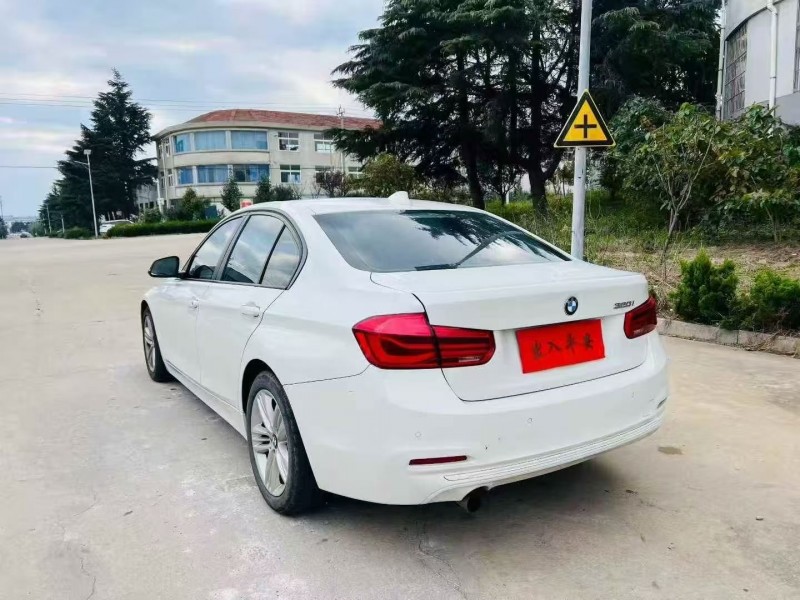 青岛16年宝马3系8