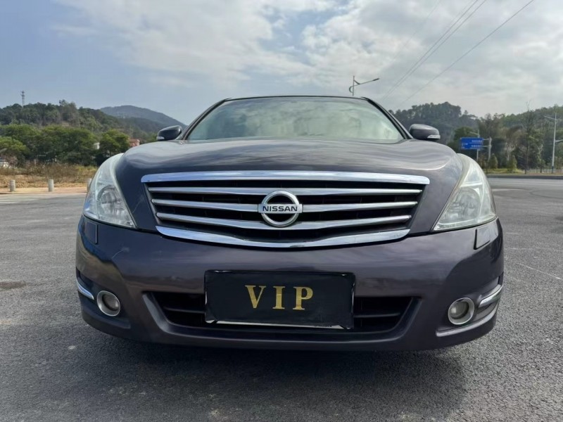 云浮09年日产天籁1