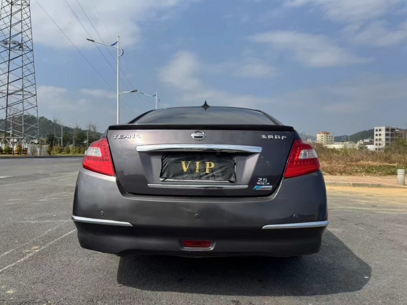 云浮09年日产天籁6