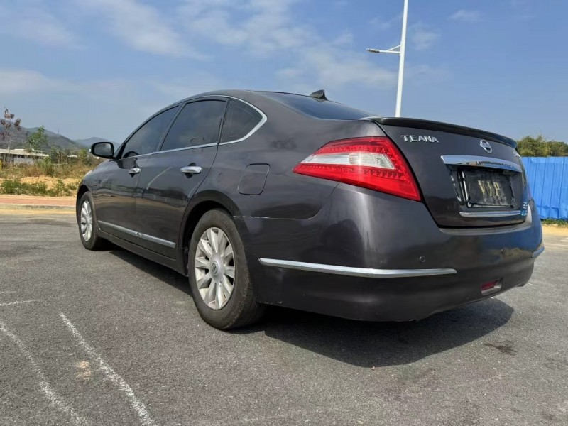 云浮09年日产天籁9