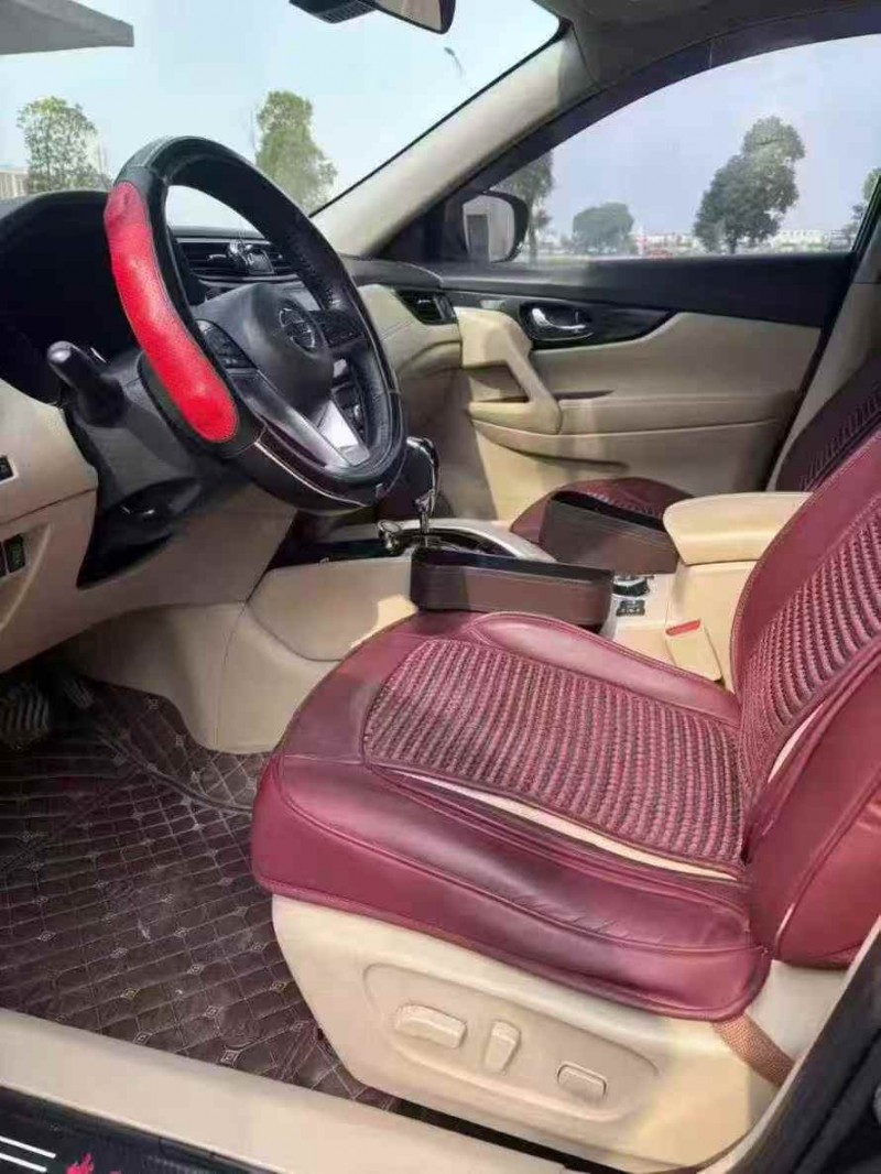 襄阳17年日产奇骏4