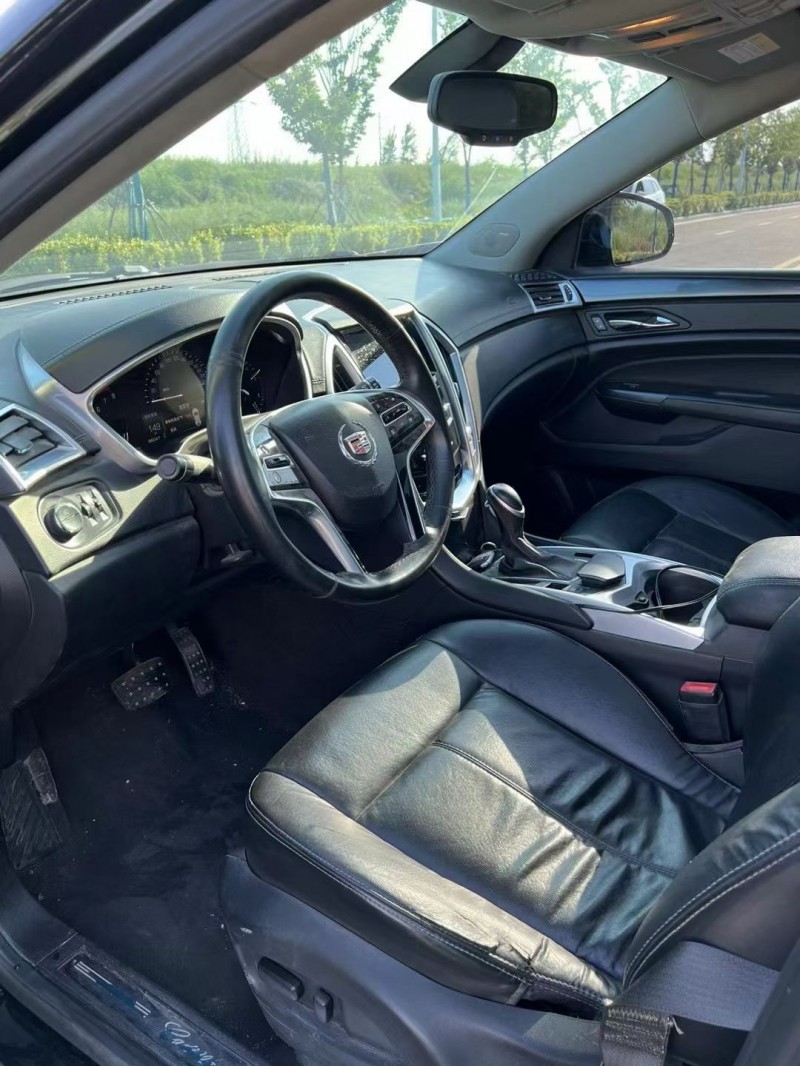 宿迁16年凯迪拉克SRX6