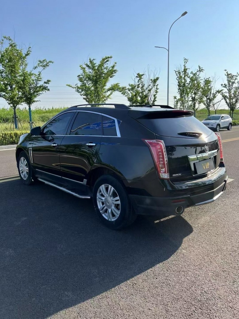 宿迁16年凯迪拉克SRX7