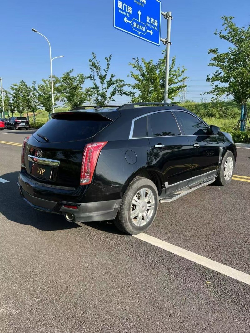 宿迁16年凯迪拉克SRX8