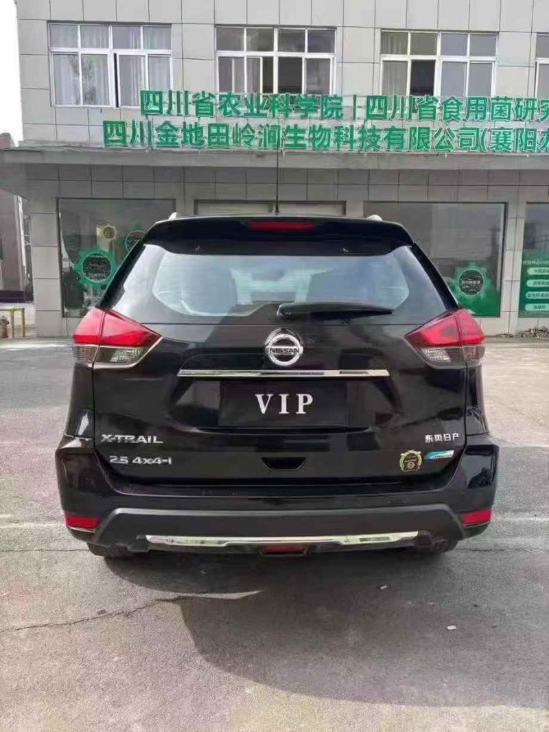 襄阳17年日产奇骏8