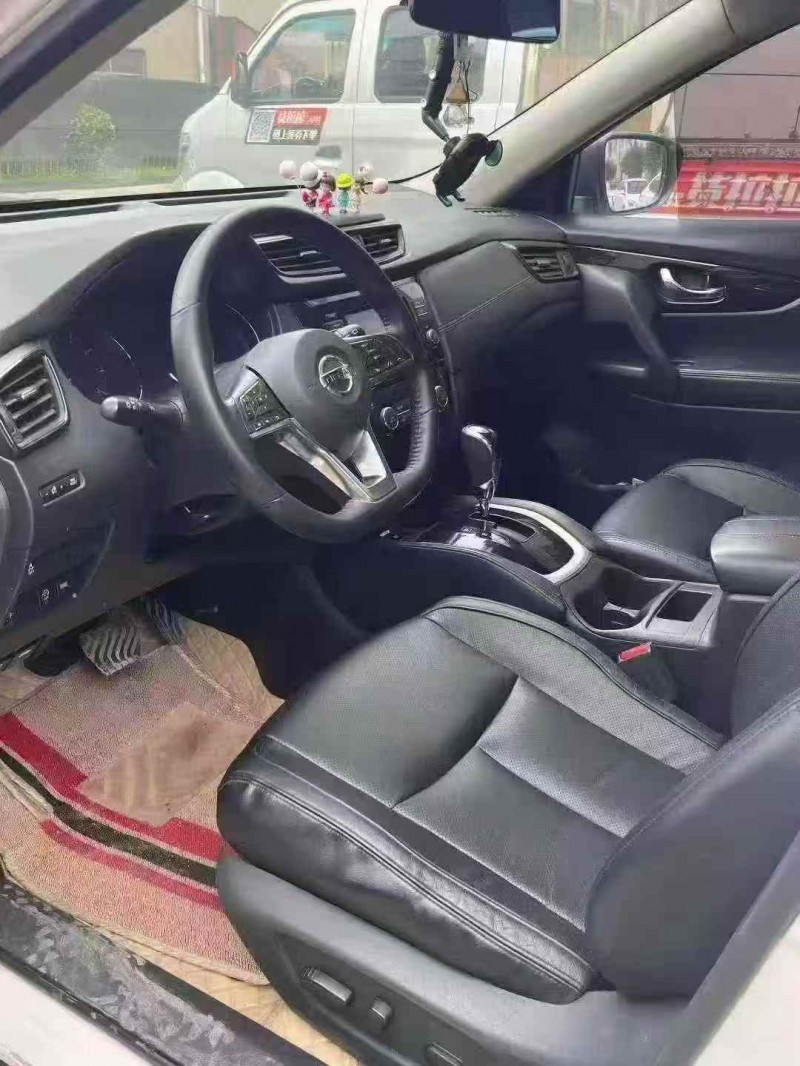 襄阳19年日产奇骏4