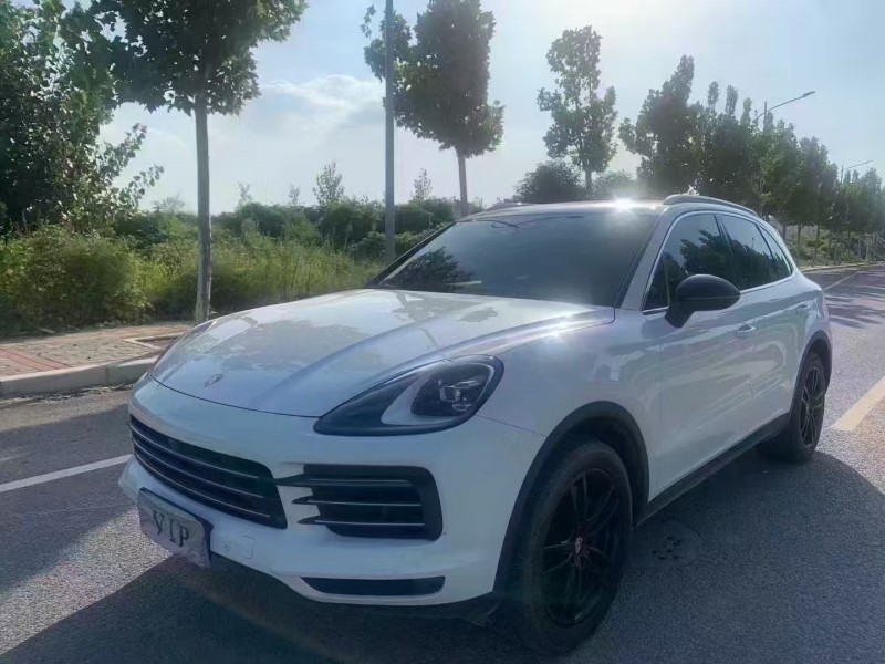 郑州19年保时捷卡宴3