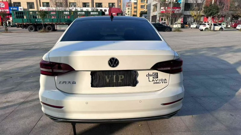 潍坊22年大众朗逸9